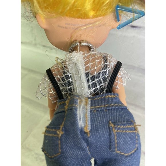 LOL Surprise OMG Remix Pop B.B. Fashion Doll With Outfit and Shoes MGA - Picture 9 of 10